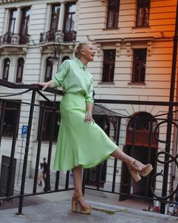 Malgorzata Kozuchowska feet photo thumbnail