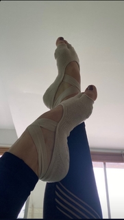 Franciely Freduzeski feet photo thumbnail