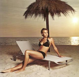Tania Cagnotto feet photo thumbnail