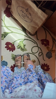 Katharine McPhee feet photo thumbnail