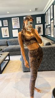 Rochelle Humes feet photo thumbnail