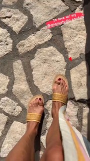 Kate Walsh feet photo thumbnail