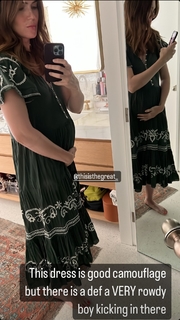 Mandy Moore feet photo thumbnail