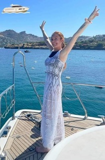 Lindsay Lohan feet photo thumbnail