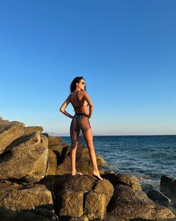 Zaira Nara feet photo thumbnail