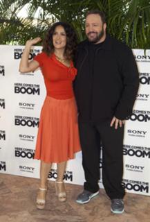 Salma Hayek feet photo thumbnail