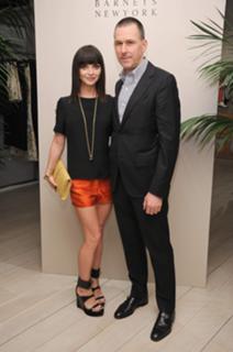 Christina Ricci feet photo thumbnail