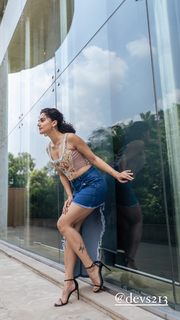 Taapsee Pannu feet photo thumbnail