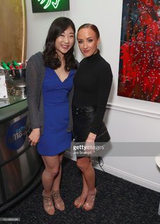 Nastia Liukin feet photo thumbnail