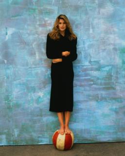 Cindy Crawford feet photo thumbnail