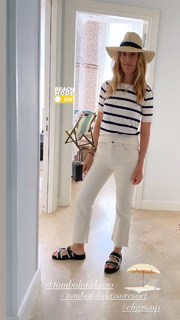 Kim Raver feet photo thumbnail