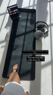 Rochelle Humes feet photo thumbnail