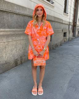 Chiara Ferragni feet photo thumbnail