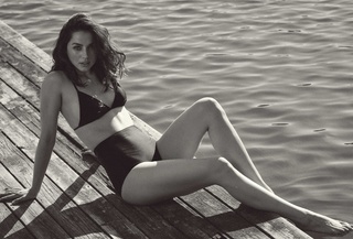 Ana de Armas feet photo thumbnail
