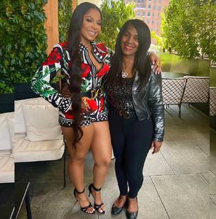 Ashanti feet photo thumbnail