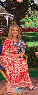 Kelly Ripa feet photo thumbnail