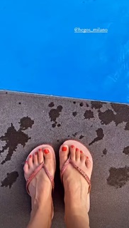 Paulina Sykut feet photo thumbnail