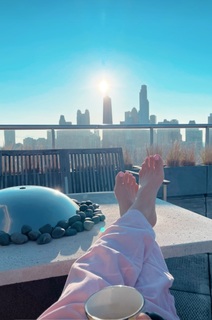 Danica Patrick feet photo thumbnail