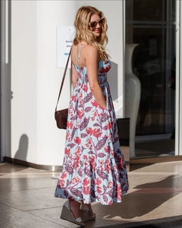 Katheryn Winnick feet photo thumbnail