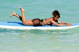 Rihanna feet photo thumbnail