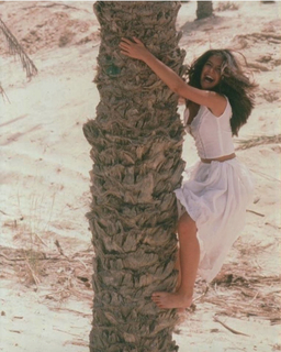 Phoebe Cates feet photo 5
