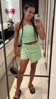 Cristina Pedroche feet photo thumbnail
