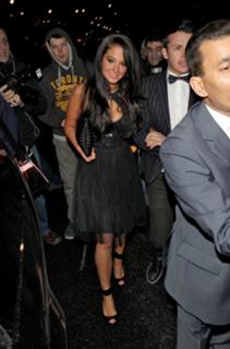 Tulisa feet photo thumbnail