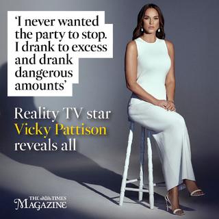 Vicky Pattison feet photo thumbnail