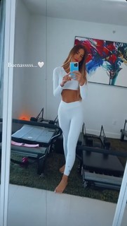 Gaby Espino feet photo thumbnail
