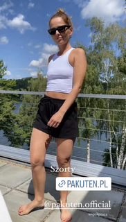 Paulina Sykut feet photo thumbnail