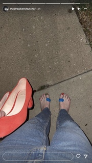 Suzanna Son feet photo 2