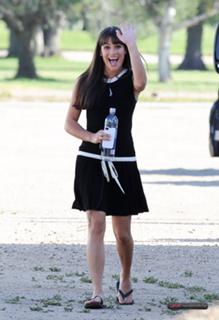 Lea Michele feet photo thumbnail