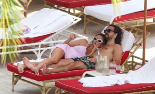 Heidi Klum feet photo thumbnail