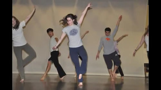 Julianna Rose Mauriello feet photo 5