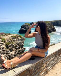 Irene Junquera feet photo thumbnail
