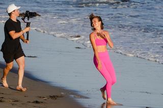 Josephine Skriver feet photo thumbnail
