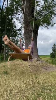 Dorota Rabczewska feet photo thumbnail