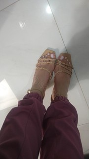 Isa Pes feet photo thumbnail
