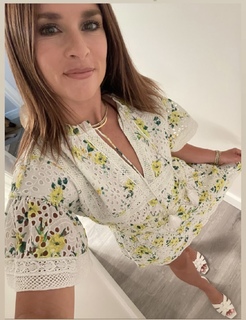 Danica Patrick feet photo thumbnail