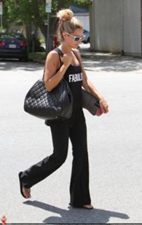 Ashley Tisdale feet photo thumbnail