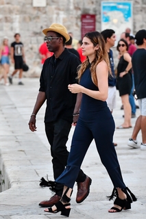 Lake Bell feet photo 4