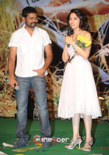 Tamannaah Bhatia feet photo thumbnail
