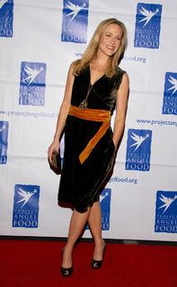 Julie Benz feet photo thumbnail