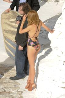 Miranda Kerr feet photo thumbnail