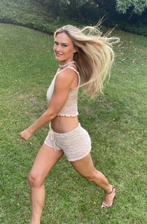 Bar Refaeli feet photo thumbnail