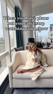 Reese Witherspoon feet photo thumbnail