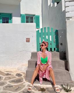 Eva Mendes feet photo thumbnail