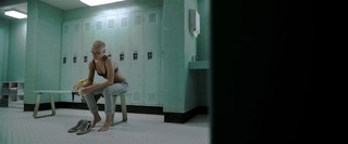 Kristen Stewart feet photo thumbnail
