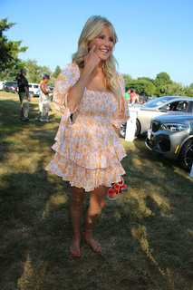 Christie Brinkley feet photo thumbnail
