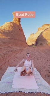 Cara Delevingne feet photo thumbnail